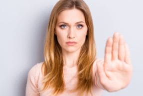 Научиться чувствовать и отстаивать личные границы